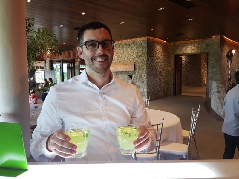 gq-mobile-bar-58